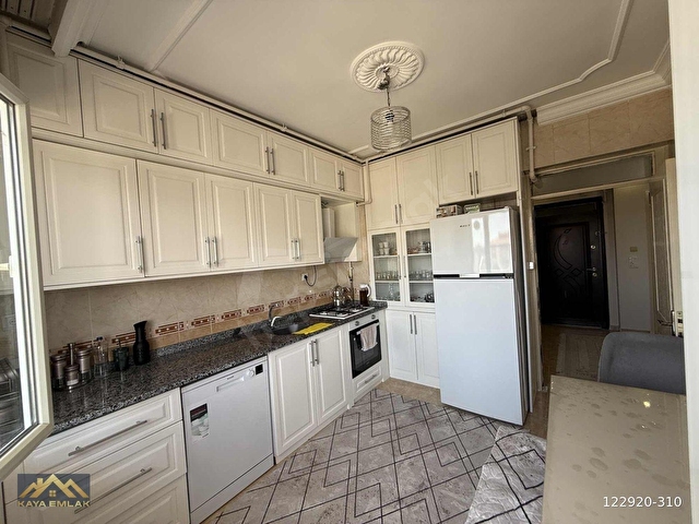 KARATAŞ MAHALLESİNDE SATILIK 3+1 İSKANLI KREDİYE UYGUN DAİRE - Görsel 24