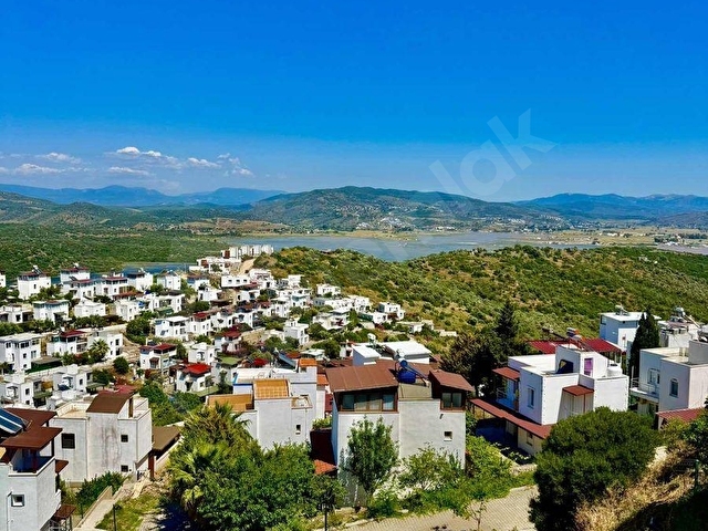 MİLAS BODRUM BOĞAZİÇİ GÜMÜŞKUM GÖL MANZARA BAHÇELİ SATILIK VİLLA - Görsel 4