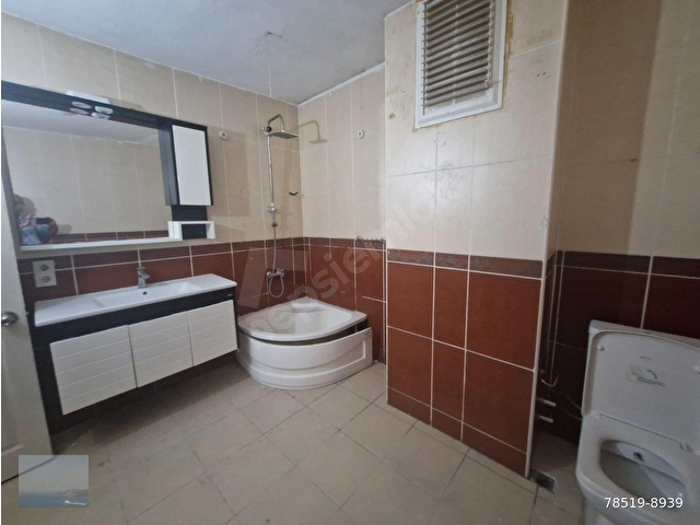 Tarabya Üstü Boğaz Ve Şehir Manzaralı Amerikan Mutfaklı  Çok Temiz 3+1 Daire - Görsel 30