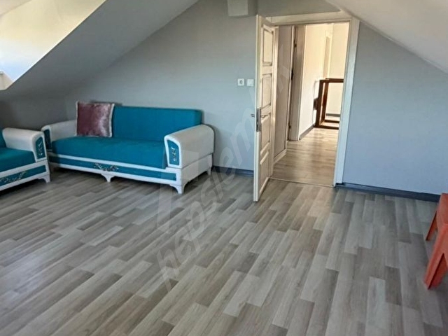 ARNAVUTKÖY KARABURUN SAHİLİN DİBİNDE 3 KATLI KİRALIK VİLLA - Görsel 7