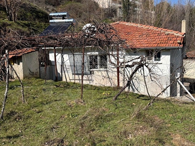 BABADAĞ GÜNDOĞDU MAHALLESİNDE KERPİÇ VE BAHÇESİ - Görsel 5
