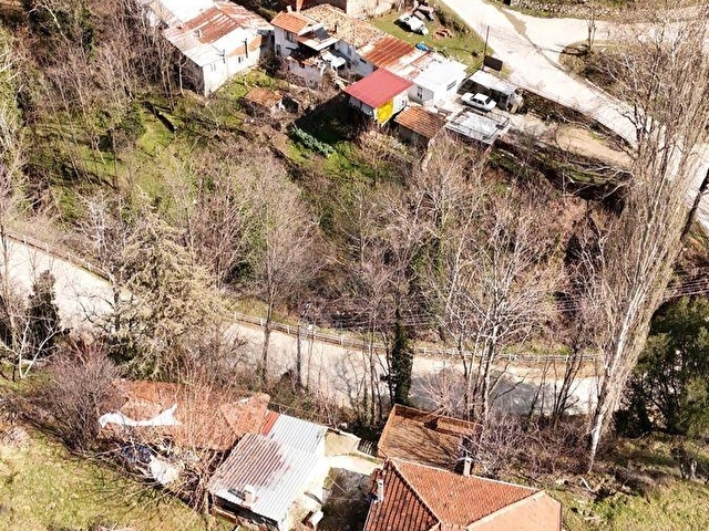 BABADAĞ GÜNDOĞDU MAHALLESİNDE KERPİÇ VE BAHÇESİ - Görsel 3