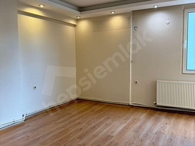 KENAN EVREN BULVAR ÜZERİ HASARSIZ 4+1 DOĞALGAZLI 210 M2 ULTRA LÜKS SATILIK - Görsel 13
