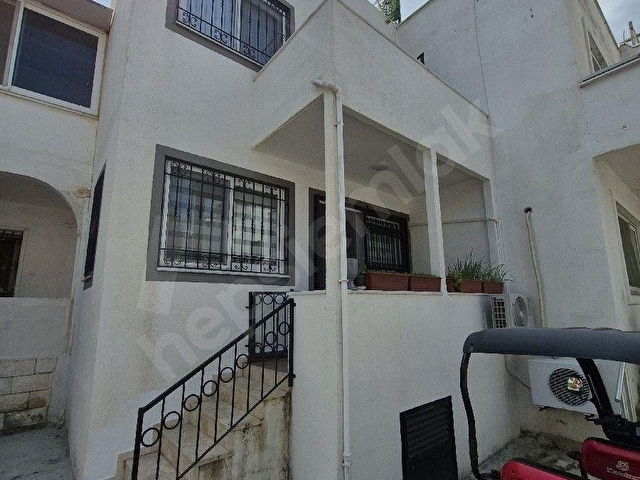 BODRUM TURGUTREİS TE SATILIK 2+1 DUBLEKS VİLLA