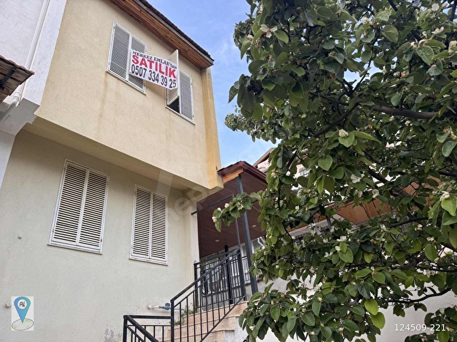 ACİLL SATILIK TRİPLEKS VİLLA - Görsel 11