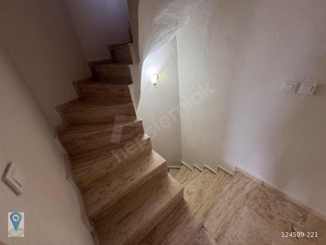 ACİLL SATILIK TRİPLEKS VİLLA - Görsel 18