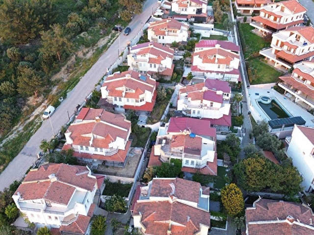 ACİLL SATILIK TRİPLEKS VİLLA - Görsel 5