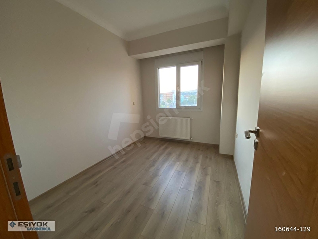 MENEMEN KOYUNDERE DE 3+1 EBEVEYN BANYOLU DOGALGAZLI GENIS DAIRE - Görsel 11