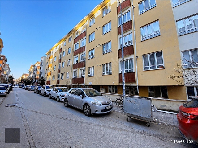 ÇIRAĞAN EMLAKTAN BAHÇELİEVLER MAH.CADDE YAKINI ARAKAT 1+1 DAİRE