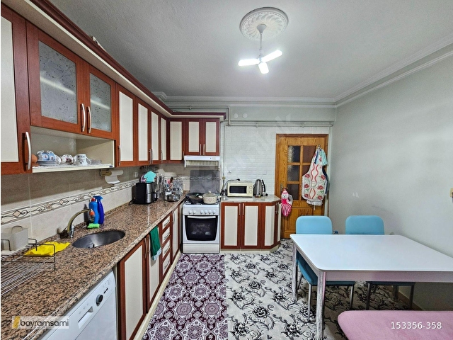 DİYANET YURDUNA OLDUKÇA YAKIN MERKEZİ LOKASYONDA 3+1 SATILIK FIRSAT DAİRE - Görsel 13