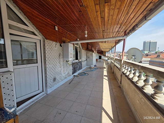 RİZOMDAN YAMANEVLER MAH. BÜYÜK TERASLI KİRALIK 3+1 DAİRE - Görsel 3