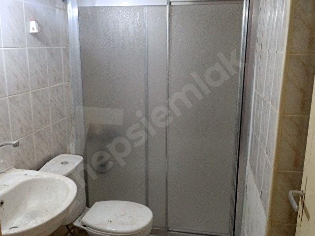 ALAYBEY İZBAN YAKINI DOĞAL GAZLI DAİRE - Görsel 28