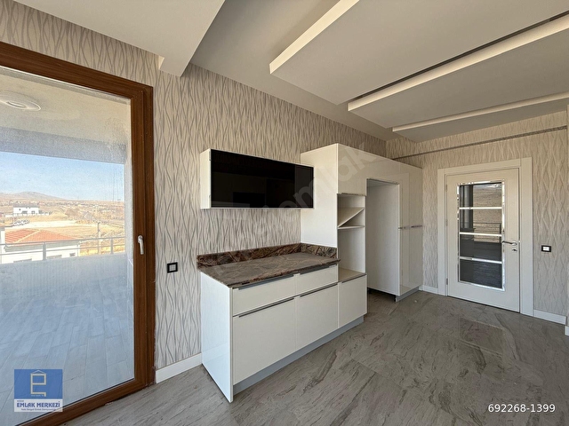 ## NİĞDE EMLAK MERKEZİNDEN YEŞİLBURÇ YOLU VADİYE GÜNEY-BATI CEPHE 4+1 SIFIR DAİRE # - Görsel 5