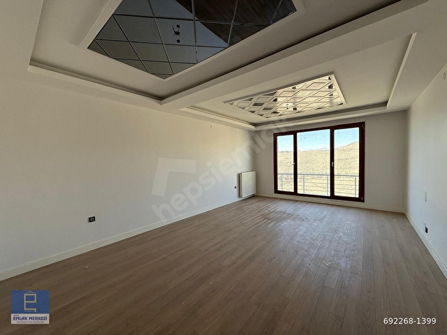 ## NİĞDE EMLAK MERKEZİNDEN YEŞİLBURÇ YOLU VADİYE GÜNEY-BATI CEPHE 4+1 SIFIR DAİRE # - Görsel 8