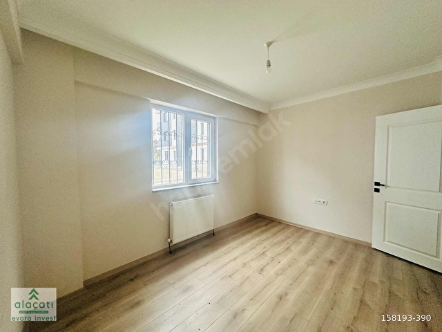 alaçatıdan bulvara yakın bölgedeki en uygun kiralık 2 + 1 - Görsel 16