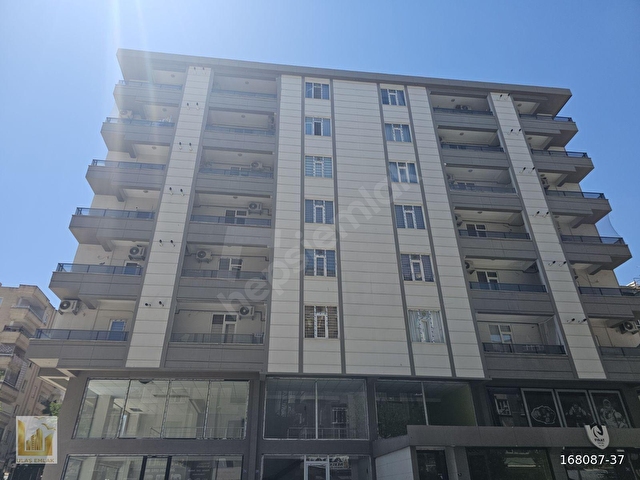 ULAŞ EMLAKTAN BAHCELİEVLERDE SATILIK KİRACILI 1+1 DAİRE - Görsel 24
