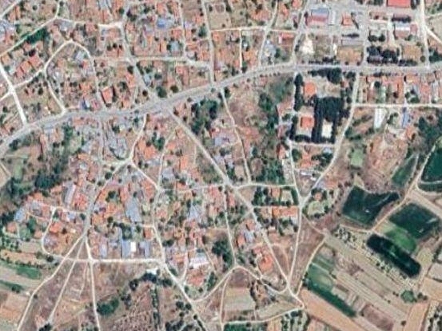 ÇÖZÜM EMLAKTAN BURDUR MERKEZ KOZLUCA KÖYÜNDE SATILIK BAHÇELİ MÜSTAKİL EV - Görsel 6