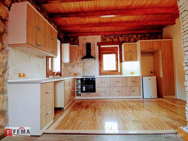 Havuzlu Sitede Kiralık 4+1 Taş Villa -288 M2- For Rent | FEMA - Görsel 15