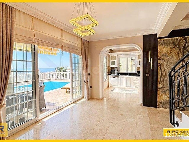Kargıcakta bulunan Seçkin Gold City kompleksinde lüks villa. - Görsel 12