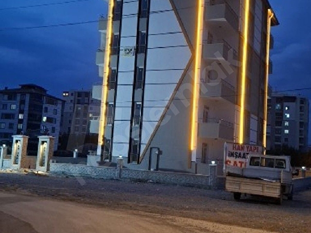 BATIALAGÖZLÜ MAH. ALİ AKSU CADDESİ SAHİBİNDEN MODERN TASARIM  ISKANI ALINMIŞ  ULTRA LÜKS 2+0 DAİRE - Görsel 25