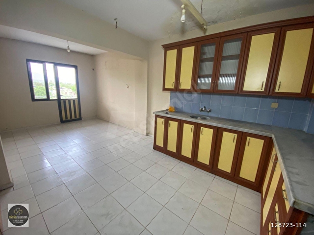 Küçük Menderesten Ödemiş Tekstil Mevkii Kiralık Daire - Görsel 3