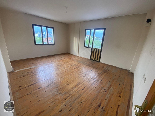 Küçük Menderesten Ödemiş Tekstil Mevkii Kiralık Daire - Görsel 5