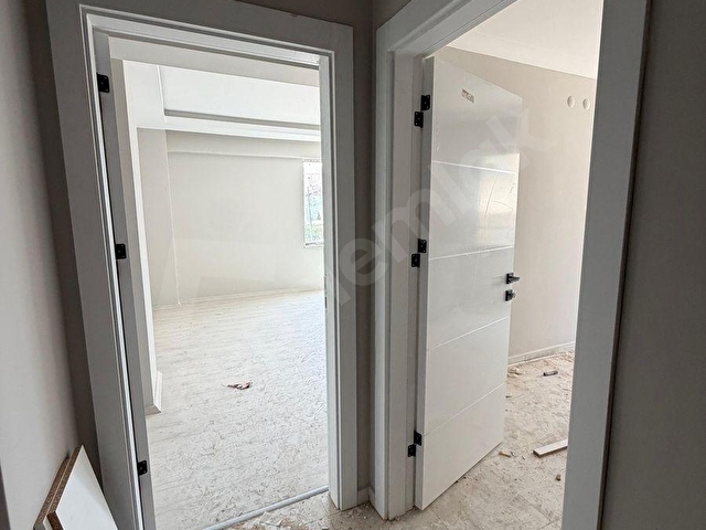 LUXORADAN DERİNCE ÇENEDAĞ MAHDE SATILIK 2+1 ZEMİN KAT DAİRE - Görsel 5