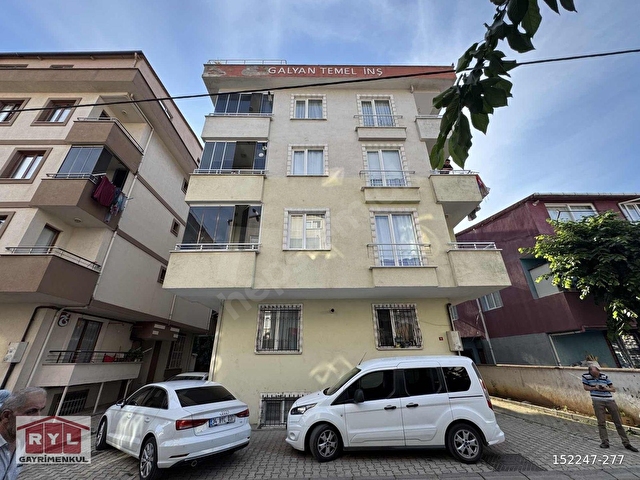 SANCAKTEPE OSMANGAZİ MH METROYA YAKIN SATILIK 4+1 ÜST DUBLEKS