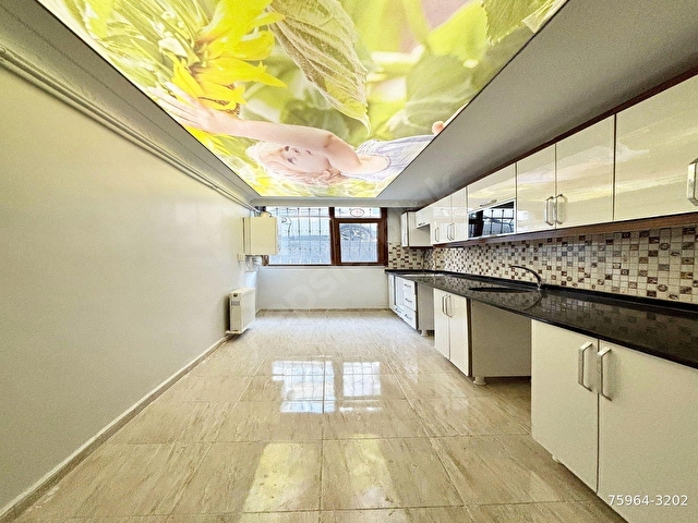 HERKESİN İSTEDİĞİ KONUMDA MERKEZDE GİRİŞ EMSALİ 2+1SATILIK DAİRE