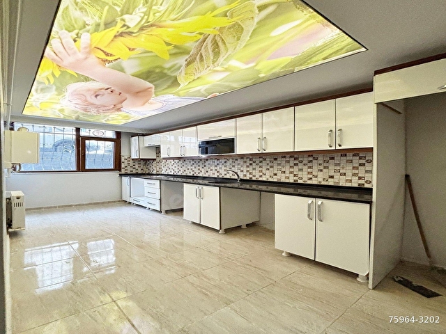 HERKESİN İSTEDİĞİ KONUMDA MERKEZDE GİRİŞ EMSALİ 2+1SATILIK DAİRE - Görsel 2