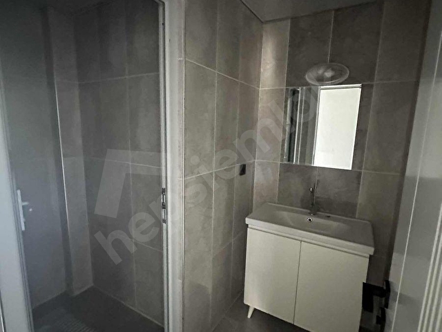 METYAPI GAYRİMENKULDEN SATILIK 3.5+1 FIRSAT DAİRE - Görsel 3