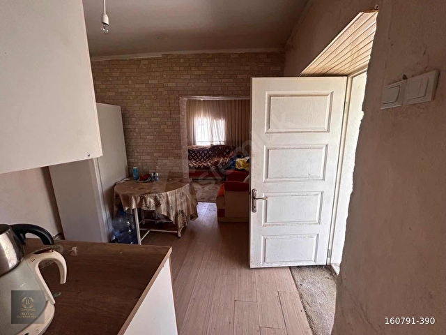 3 Kat İmarlı Köy Evi | 262.5 m² Arsa İçinde 2+1 Kargır & Kerpiç - Görsel 11