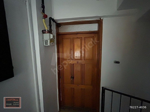 ERDEK TE KİRALIK FUL EŞYALI - YÜKSEK GİRİŞ - BALKONLU - BAKIMLI 3+1 DAİRE - Görsel 25