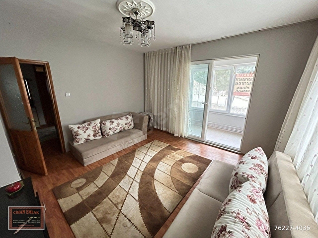 ERDEK TE KİRALIK FUL EŞYALI - YÜKSEK GİRİŞ - BALKONLU - BAKIMLI 3+1 DAİRE - Görsel 2