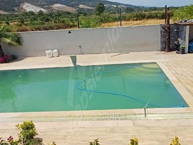 PİRLİBEY MAHALLESİNDE SATILIK HAVUZLU MÜSTAKİL EV - Görsel 3