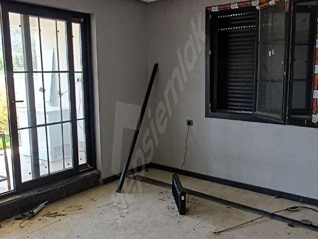 PİRLİBEY MAHALLESİNDE SATILIK HAVUZLU MÜSTAKİL EV - Görsel 25