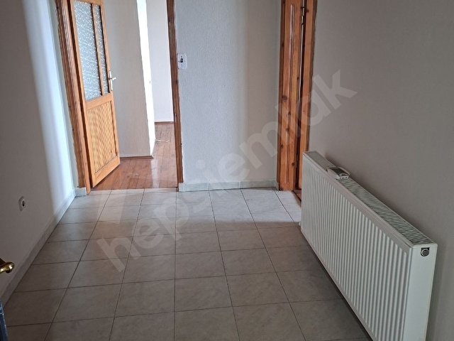 TİREBOLU EMLAKTAN KİRALIK 3+1DENİZ MANZARALI DAİRE - Görsel 6