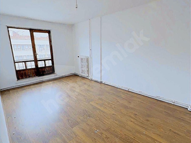 ATAHAN EMLAK DAN 3+1 ASANSÖRLÜ GENİŞ BOŞ DAİRE ULUCANLAR CAD. - Görsel 3