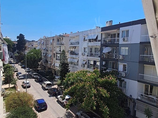 Bostanlı Bagcı Parkı Yakını TadilatLı Asansörlü Daire