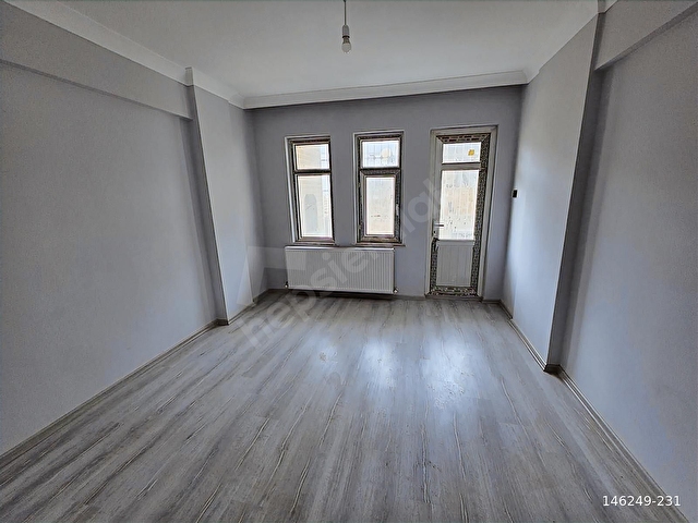 GÖRGEÇ EMLAKTAN MASRAFSIZ SATILIK 3+1 140 M2 DAİRE - Görsel 13