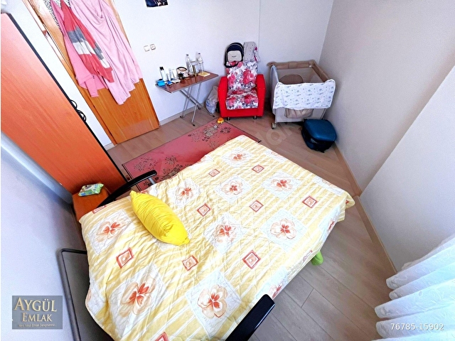 AYGÜLDEN AKÇAYDA MERKEZİ KONUMDA CAM BALKONLU AYRI MUTFAKLI DENİZE YAKIN ARA KAT 3+1 SATILIK DAİRE - Görsel 30