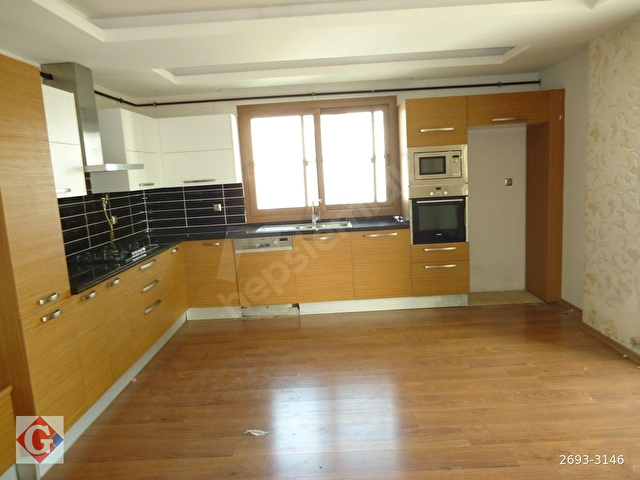 GÖRGÜNDEN İNCİ EVLERİNDE 4+1 200M2 GKD KOMBİLİ BAKIMLI DAİRE - Görsel 25