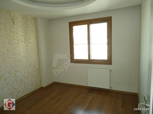 GÖRGÜNDEN İNCİ EVLERİNDE 4+1 200M2 GKD KOMBİLİ BAKIMLI DAİRE - Görsel 23