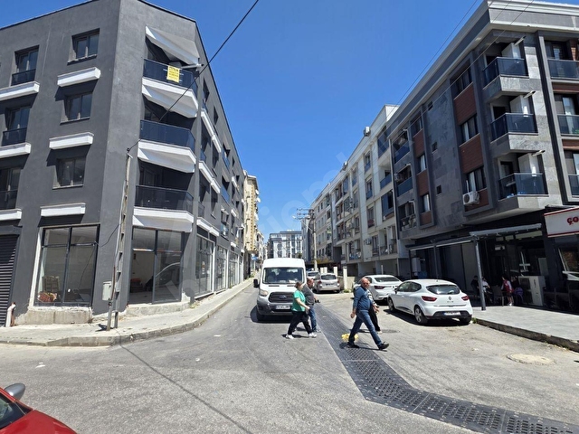 SIFIR 1+1 DAİRE D.GAZLI BALKONLU CADDE ÜZERİNDE İZKAN VAR - Görsel 3