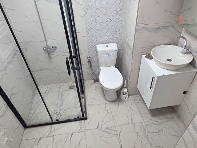 SIFIR 1+1 DAİRE D.GAZLI BALKONLU CADDE ÜZERİNDE İZKAN VAR - Görsel 16