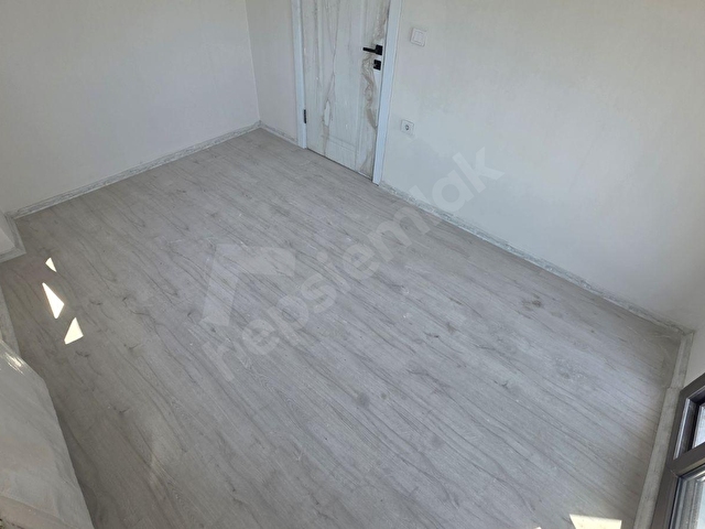 SIFIR 1+1 DAİRE D.GAZLI BALKONLU CADDE ÜZERİNDE İZKAN VAR - Görsel 12