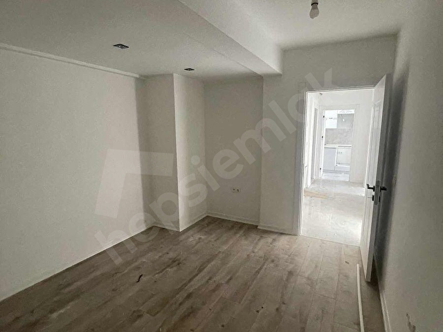 SEYİTGAZİ CADDESİ YAKININDA ÖN CEPHE 2+1 DAİRE - Görsel 4