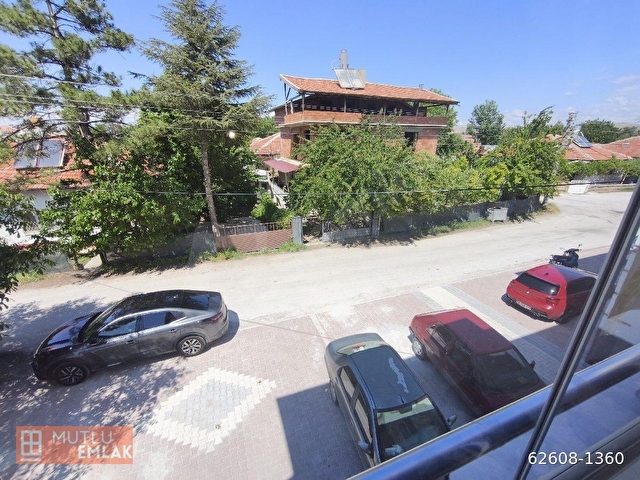 MUTLU EMLAKTAN ÇÖMLEKÇİ MAH 3+1 170 M2 2.KAT KOMBİLİ SATILIK DAİRE - Görsel 11
