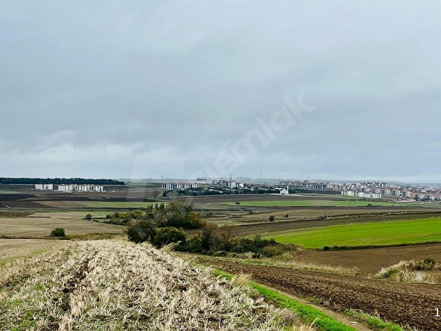 Silivri Alipaşa Mahallesinde Satılık 358M² İmar Sınırında Tarla - Görsel 3