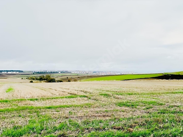 Silivri Alipaşa Mahallesinde Satılık 358M² İmar Sınırında Tarla - Görsel 7